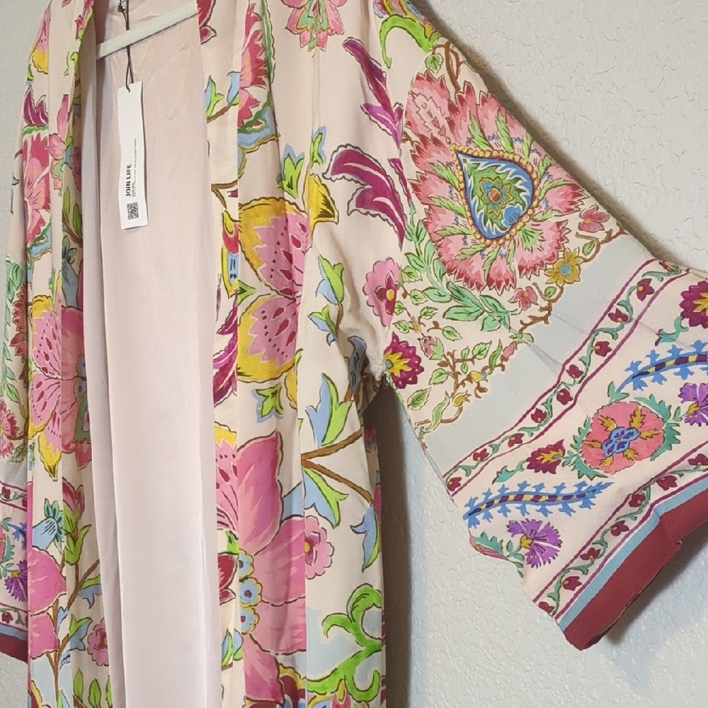 Zara Multicolor Floral Robe - Picture 4 of 16